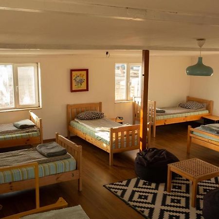 Udabno Hostel Extérieur photo