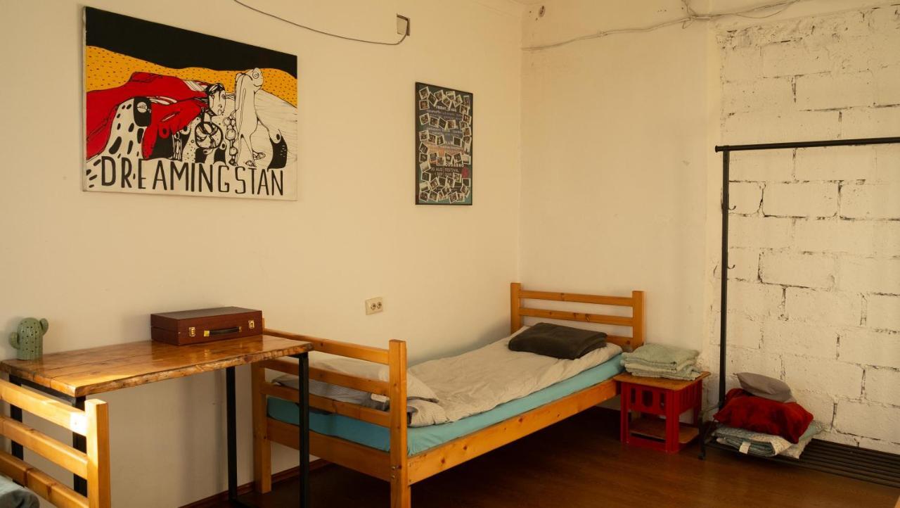 Udabno Hostel Extérieur photo